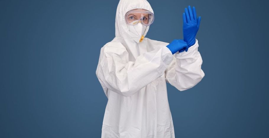 Protective coveralls: protection in sharp situations