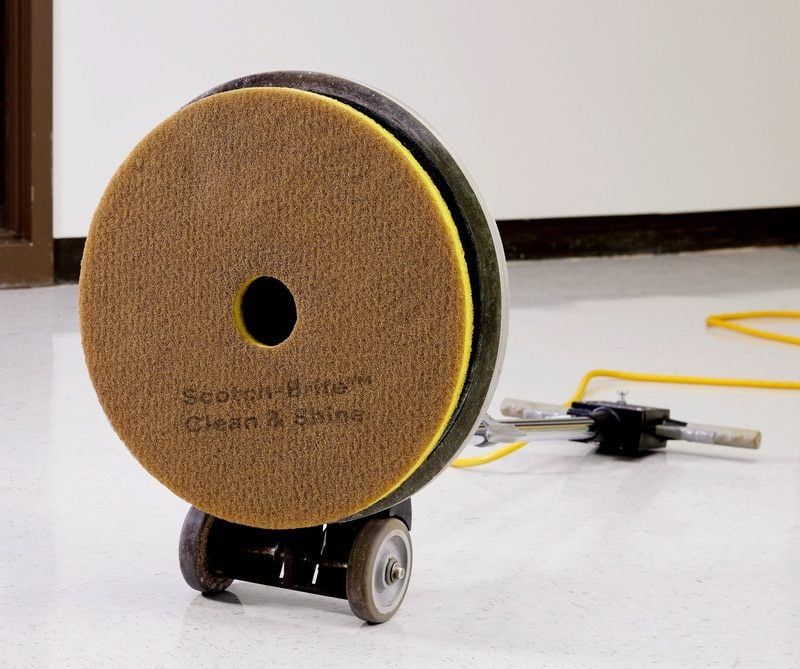 Scotch-Brite ™ Clean & Shine Pad 21 "5 / Pack