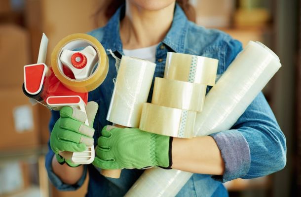 Csomagolószalagok: egyszeregy a biztonságos csomagoláshoz