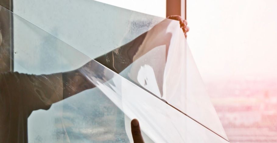 Window film against the cold - When you need a little extra help