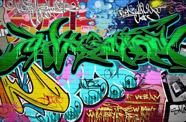 Graffiti removal: it leaves no one indifferent