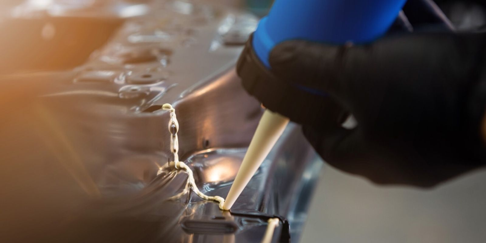 A gumiragasztó használata