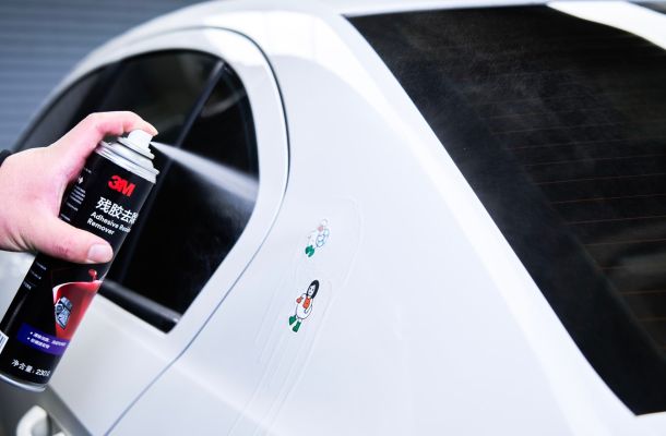 3M Adhesive Cleaner – a professional solution for stubborn adhesive and label residues